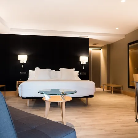 Hotel Plaza 4*