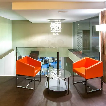 Hotel Plaza 4*